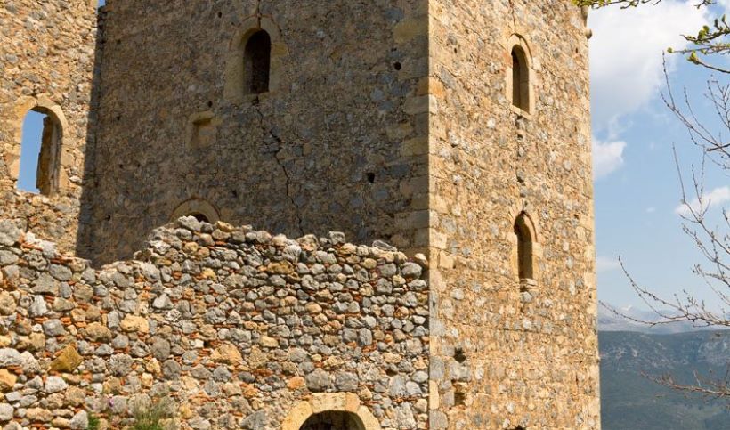 09 Πέτρινος πύργος στην Καρδαμύληrock tower in kardamyli of mani